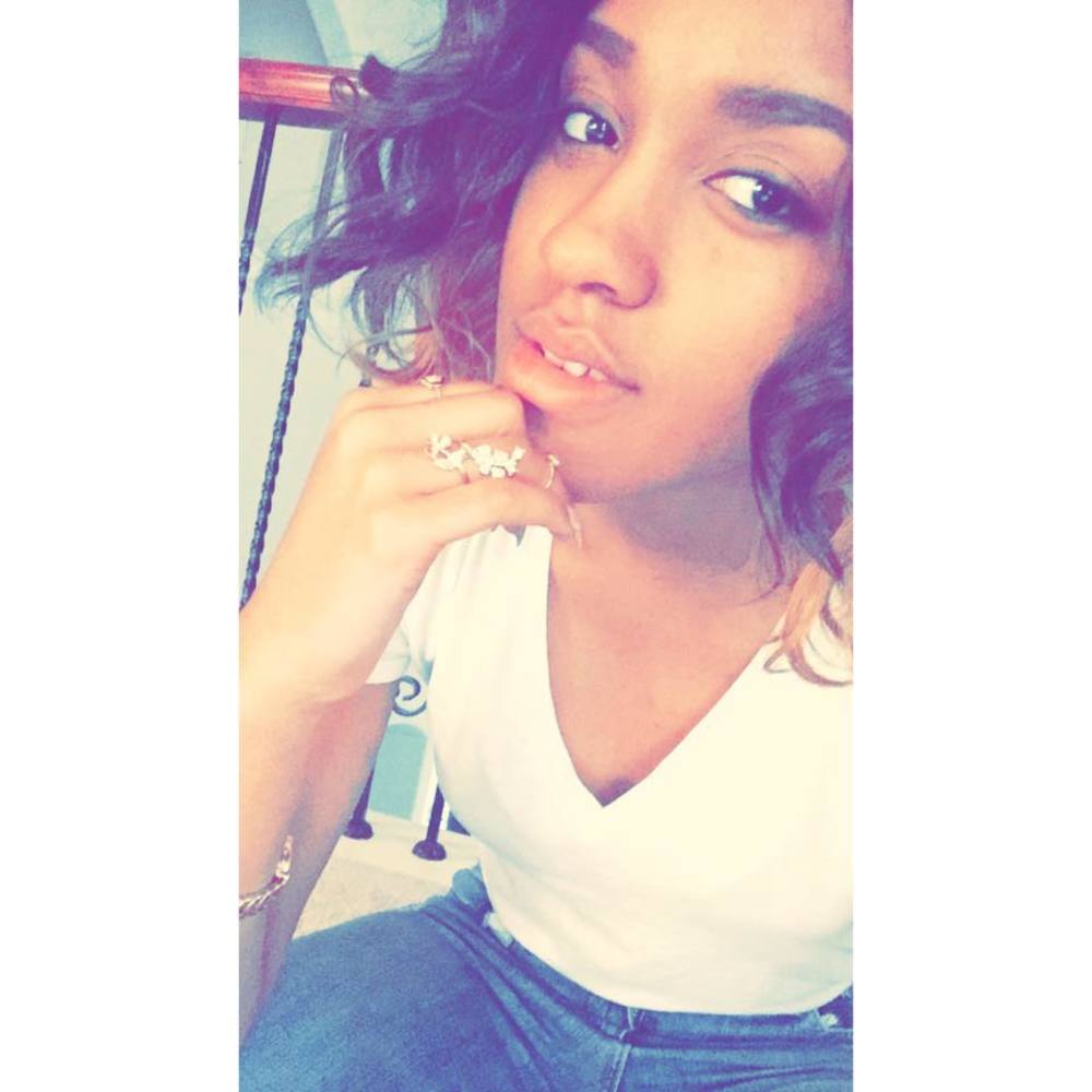 Meet your Posher, Zamiris